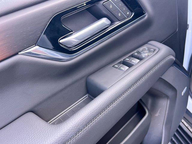 used 2025 GMC Yukon XL car, priced at $79,400