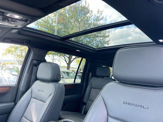 used 2025 GMC Yukon XL car, priced at $79,400