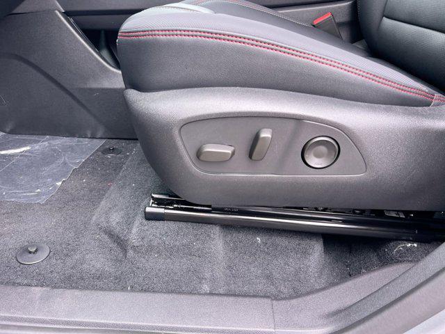 new 2025 Chevrolet Traverse car, priced at $54,620