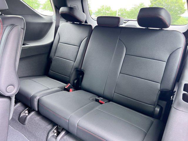 new 2025 Chevrolet Traverse car, priced at $54,620
