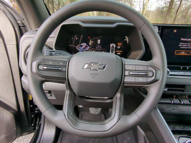 new 2024 Chevrolet Colorado car, priced at $38,000