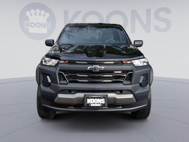 new 2024 Chevrolet Colorado car, priced at $38,000