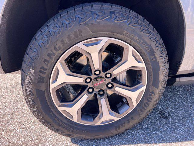 used 2025 GMC Yukon XL car, priced at $88,750