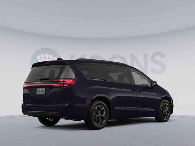 used 2022 Chrysler Pacifica Hybrid car, priced at $27,800