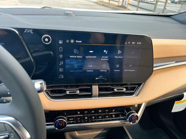 new 2026 Chevrolet Equinox car, priced at $33,015