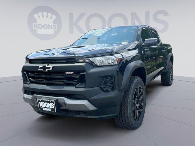 new 2025 Chevrolet Colorado car, priced at $42,010