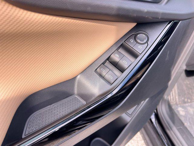 new 2026 Chevrolet Equinox car, priced at $32,895