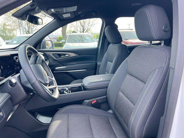used 2024 Chevrolet Traverse car, priced at $38,500
