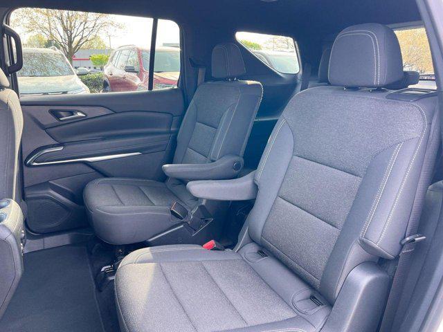 used 2024 Chevrolet Traverse car, priced at $38,500