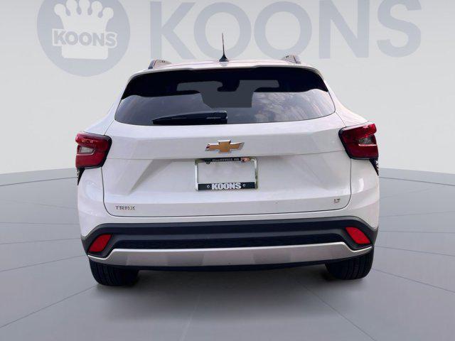 new 2025 Chevrolet Trax car, priced at $23,295