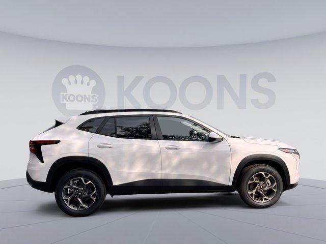 new 2025 Chevrolet Trax car, priced at $23,295