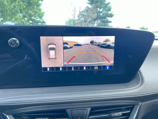 used 2024 Buick Encore GX car, priced at $22,800