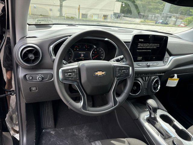 new 2025 Chevrolet Blazer car, priced at $36,484