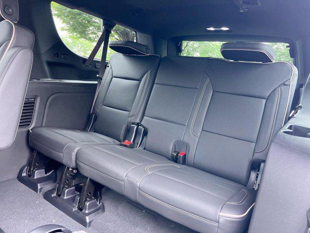 new 2025 GMC Yukon XL car, priced at $73,000