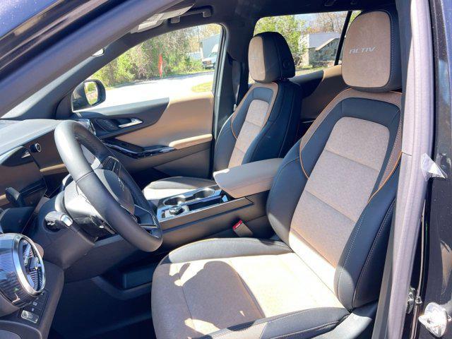 new 2025 Chevrolet Equinox car, priced at $32,345