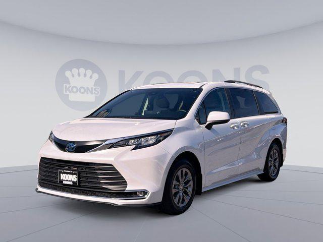 used 2022 Toyota Sienna car, priced at $43,100