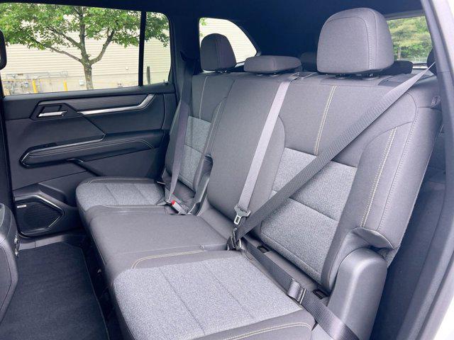 new 2025 GMC Acadia car, priced at $42,272