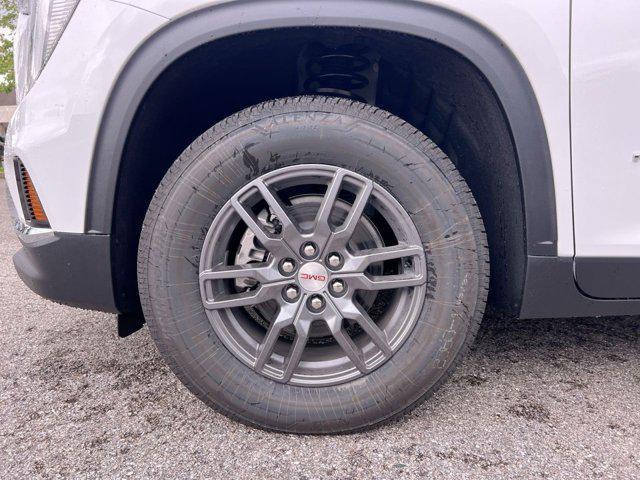 new 2025 GMC Acadia car, priced at $42,272