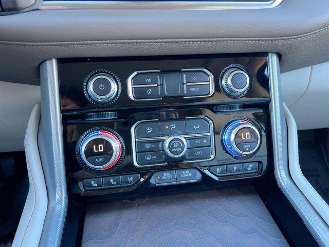 used 2021 GMC Yukon XL car, priced at $42,250