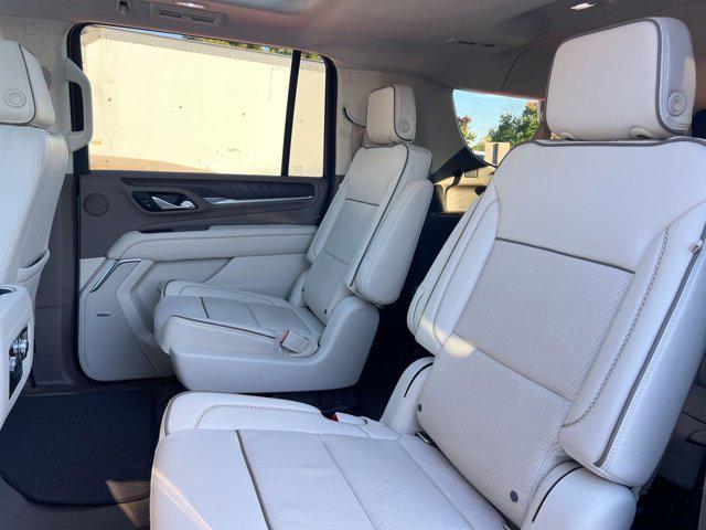 used 2021 GMC Yukon XL car, priced at $42,250