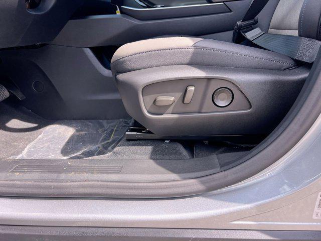 new 2026 Chevrolet Equinox car, priced at $32,585