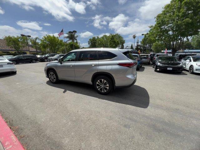 used 2023 Toyota Highlander car, priced at $39,033