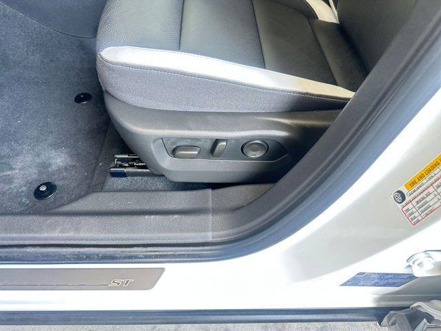 used 2024 Buick Envision car, priced at $30,318