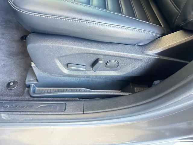 used 2024 Ford Edge car, priced at $27,578