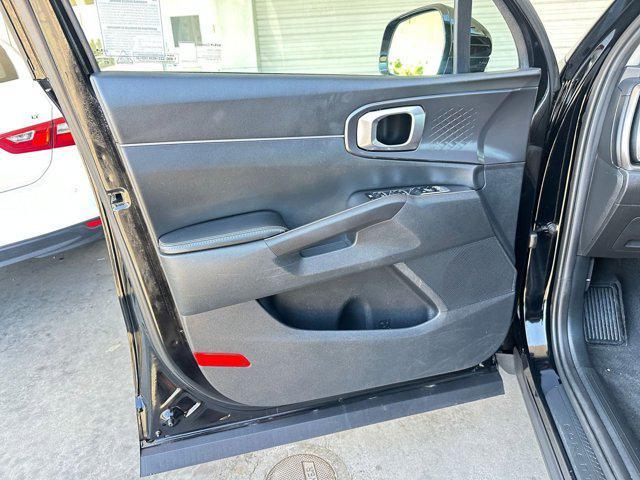 used 2024 Kia Sorento car, priced at $30,070