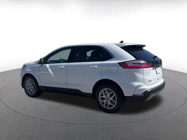 used 2024 Ford Edge car, priced at $27,578