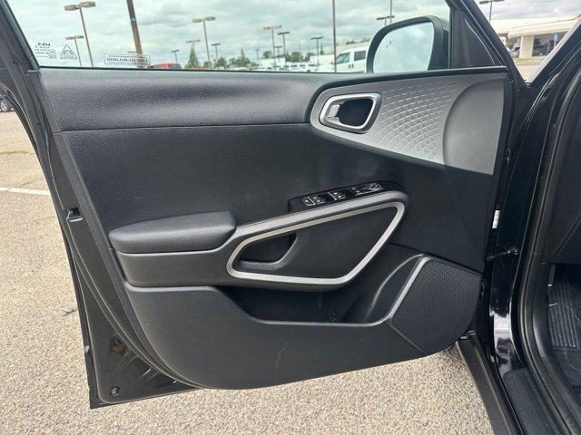 used 2024 Kia Soul car, priced at $18,267