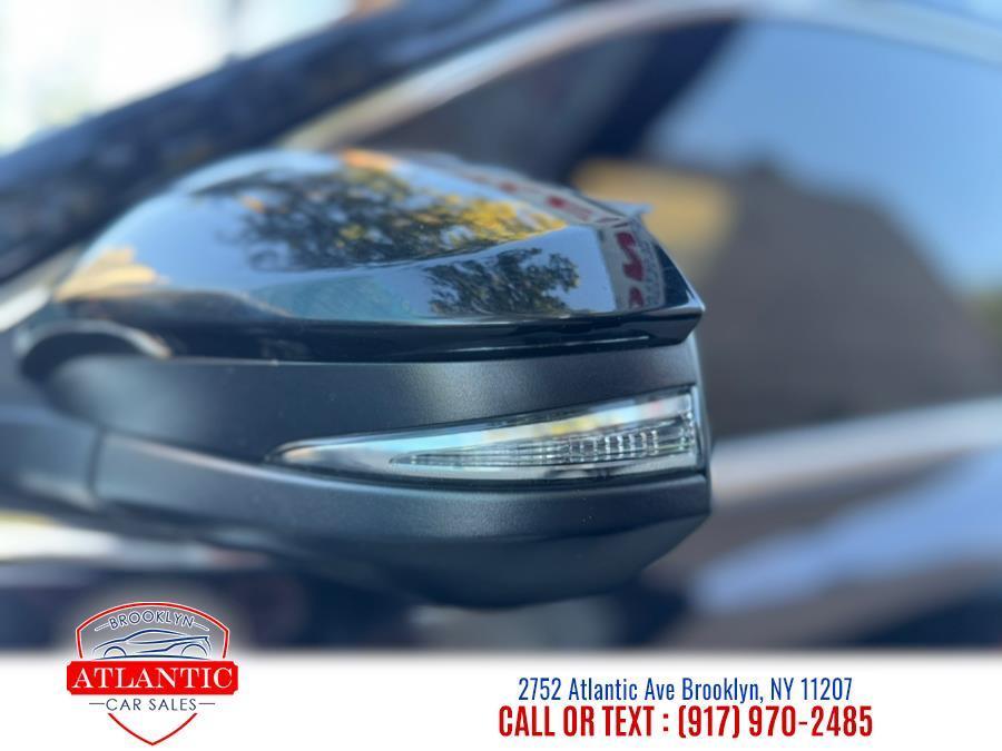 used 2019 Toyota Highlander car, priced at $24,999