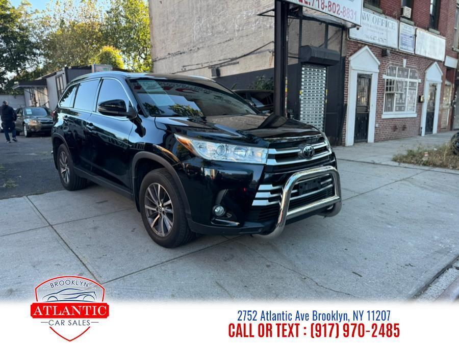 used 2019 Toyota Highlander car, priced at $24,999
