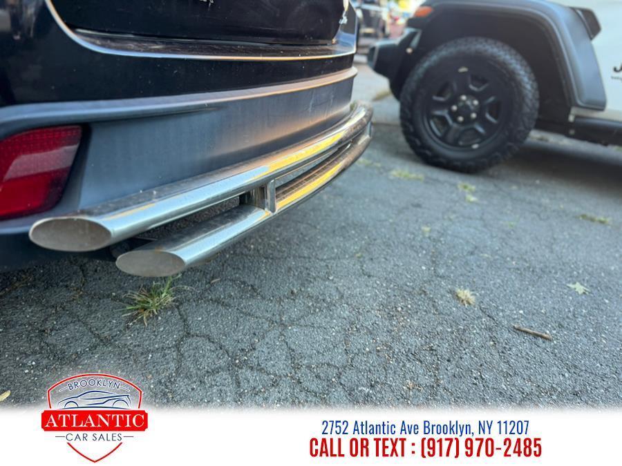 used 2019 Toyota Highlander car, priced at $24,999