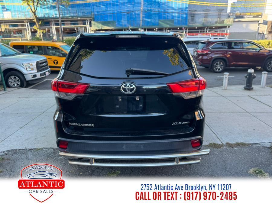 used 2019 Toyota Highlander car, priced at $24,999