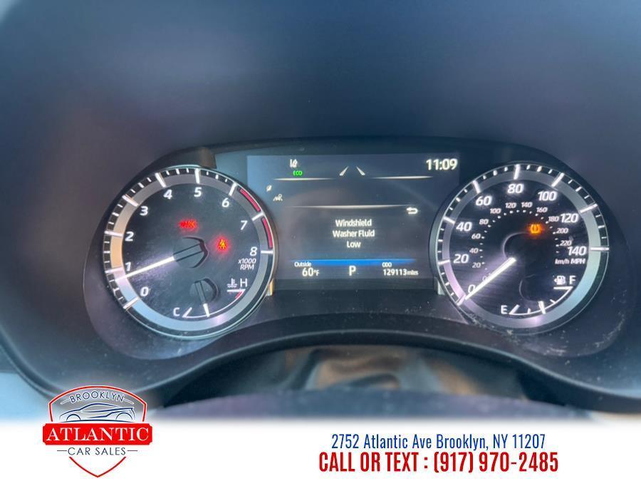 used 2023 Toyota Highlander car, priced at $25,999