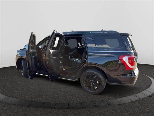 used 2021 Ford Expedition car, priced at $33,000