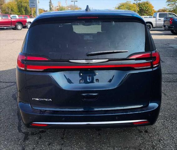 new 2025 Chrysler Pacifica car, priced at $45,920