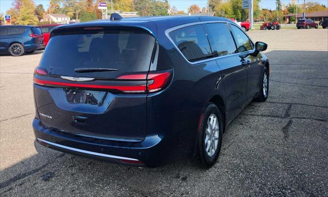 new 2025 Chrysler Pacifica car, priced at $45,920