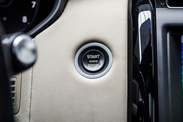 used 2019 Land Rover Discovery car, priced at $19,283