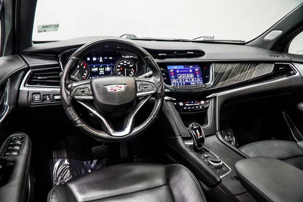 used 2022 Cadillac XT6 car, priced at $31,997