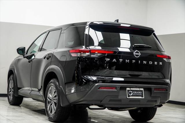 used 2024 Nissan Pathfinder car, priced at $28,797