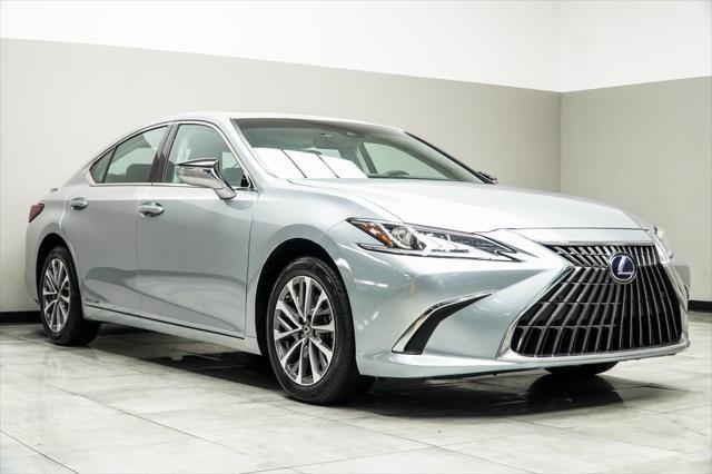 used 2022 Lexus ES 300h car, priced at $31,900