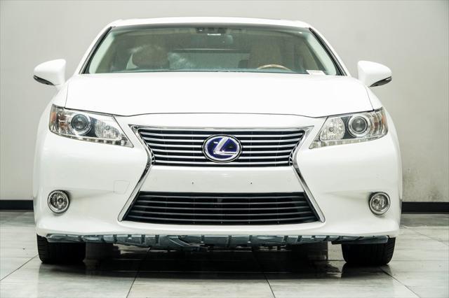 used 2013 Lexus ES 300h car, priced at $14,500