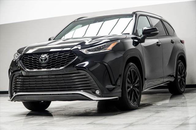used 2024 Toyota Highlander car, priced at $40,570