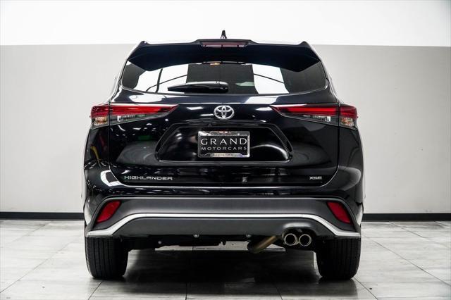 used 2024 Toyota Highlander car, priced at $40,570