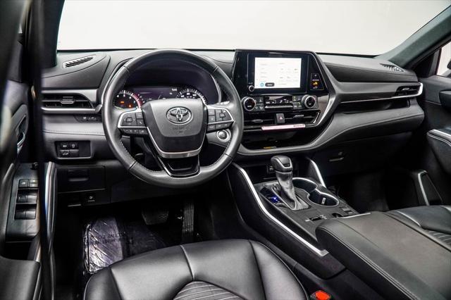 used 2024 Toyota Highlander car, priced at $40,570