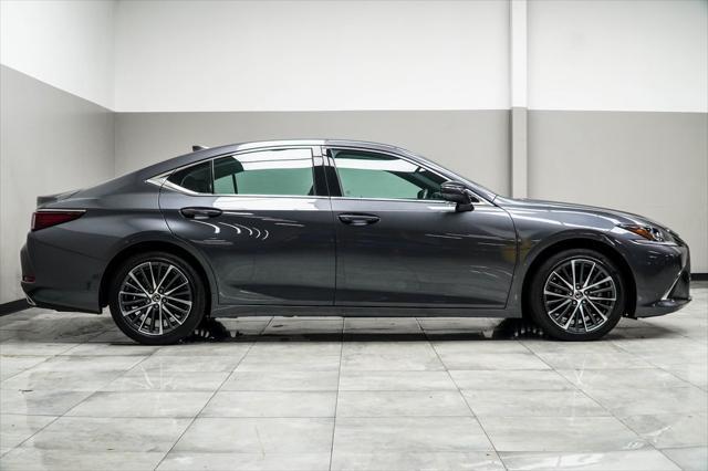 used 2022 Lexus ES 350 car, priced at $37,564