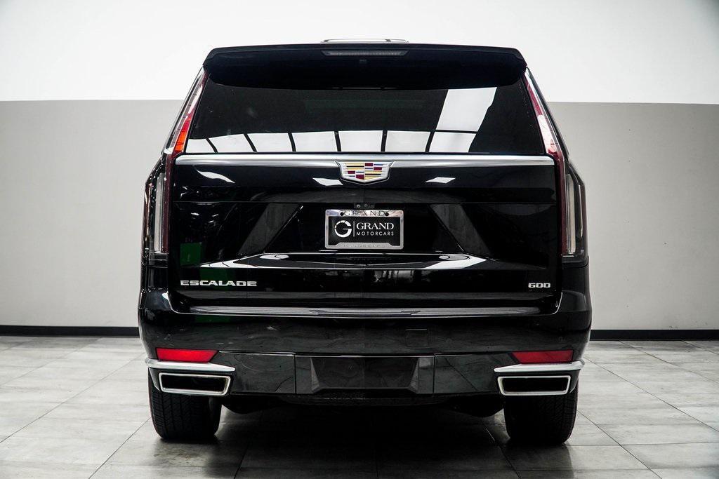 used 2022 Cadillac Escalade ESV car, priced at $59,788