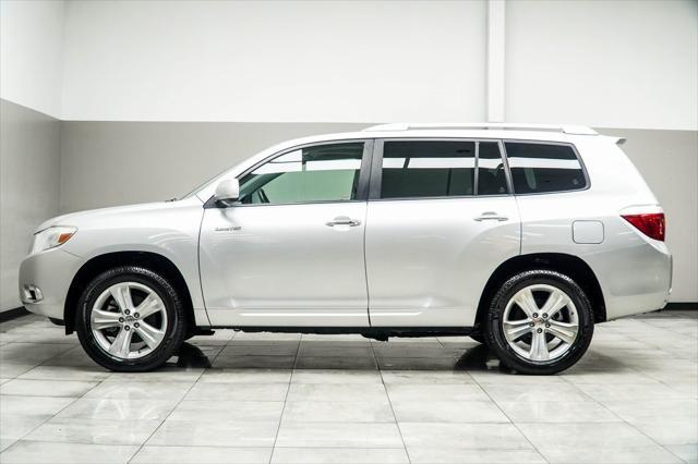 used 2010 Toyota Highlander car, priced at $9,995